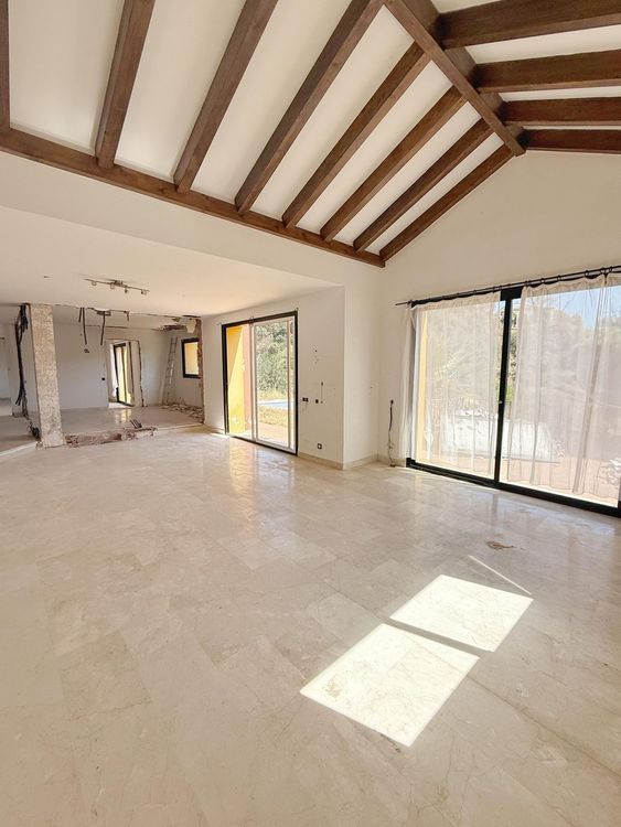House | Resale in Elviria - Development photo 1