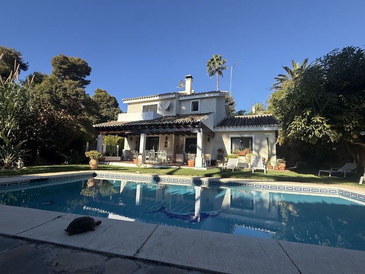 House | Resale in Calahonda - Development photo 1