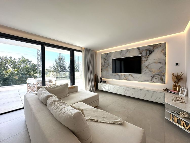 Penthouse | Resale in Cabopino - Development photo 1