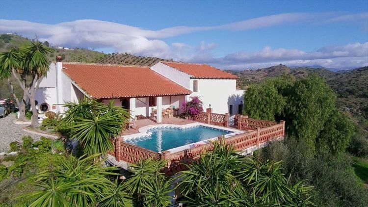 House | Resale in Alora - Development photo 1