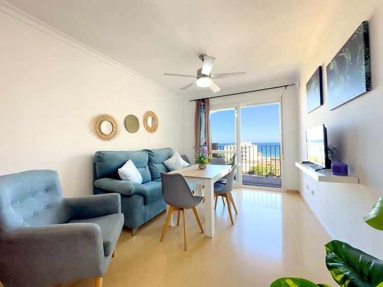 Apartment | Resale in San Luis de Sabinillas in San Luis de Sabinillas, Costa del Sol - Photo 2