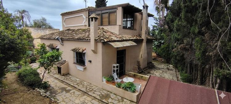 House | Resale in Río Real - Development photo 1