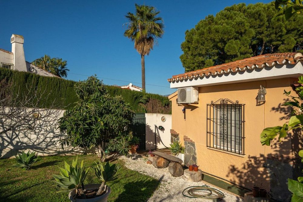 House | Resale in Alhaurín el Grande - Property photo 1