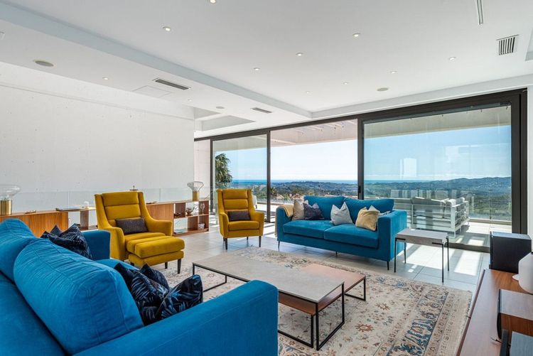 House | Resale in Mijas in Mijas Others, Costa del Sol - Photo 4