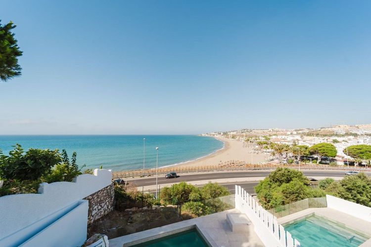 House | Resale in La Cala in La Cala, Costa del Sol - Photo 2