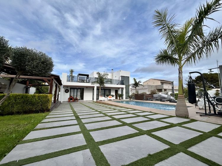 House | Resale in Los Balcones in Los Balcones, Costa Blanca - Photo 4