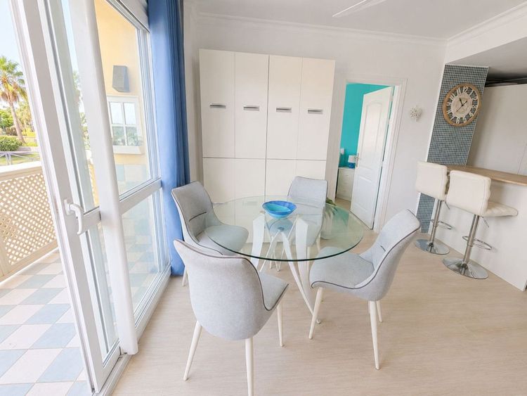 Apartment | Resale in San Luis de Sabinillas in San Luis de Sabinillas, Costa del Sol - Photo 3