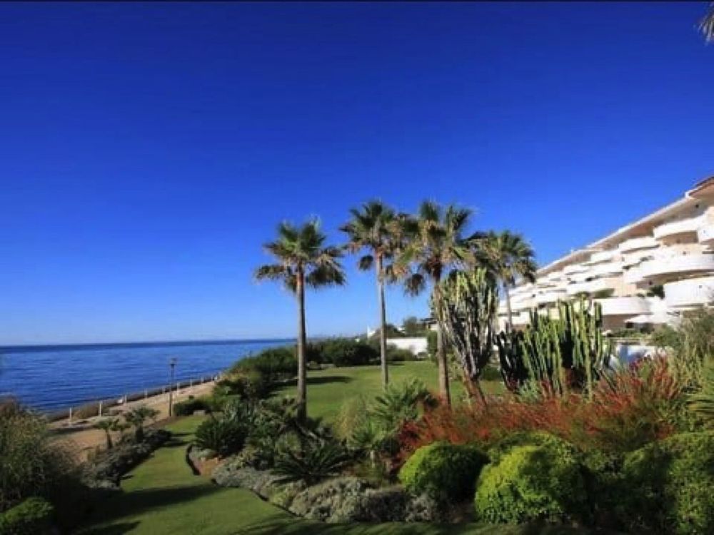 Apartment | Resale in Estepona in Buenas Noches, Costa del Sol - Main property photo