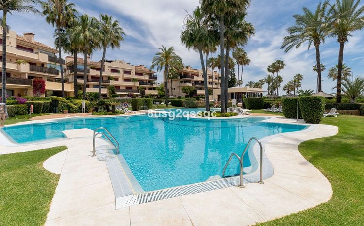 Apartment | Resale in Costalita in Costalita, Costa del Sol - Photo 5