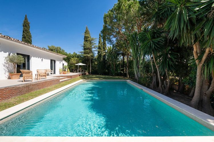 House | Resale in Hacienda Las Chapas in Hacienda Las Chapas, Costa del Sol - Photo 4