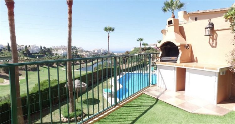 Apartment | Resale in Riviera del Sol in Riviera del Sol, Costa del Sol - Photo 4