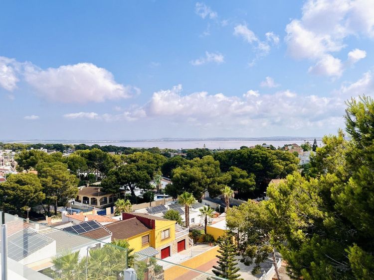 House | Resale in Los Balcones in Los Balcones, Costa Blanca - Photo 3