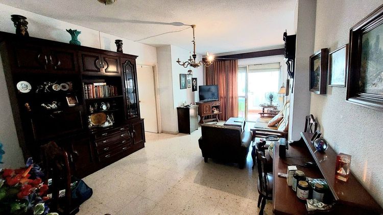 Apartment | Resale in Fuengirola in Fuengirola Others, Costa del Sol - Photo 2