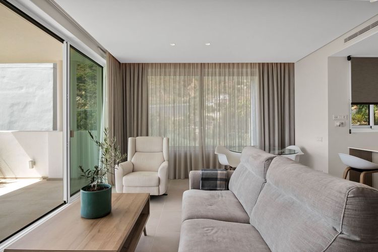 Apartment | Resale in Ojén in Ojén, Costa del Sol - Photo 5