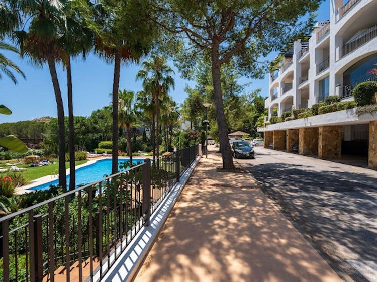 Apartment | Resale in La Quinta in La Quinta, Costa del Sol - Photo 3