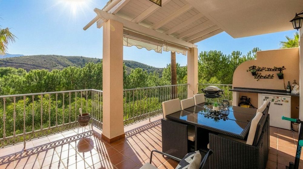 House | Resale in Alhaurin Golf in Alhaurin Golf, Costa del Sol - Main property photo