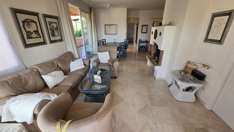 Apartment | Resale in The Golden Mile in The Golden Mile, Nagueles-Milla de Oro, Costa del Sol - Photo 5