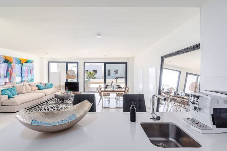 Apartment | Resale in Estepona in Estepona, Costa del Sol - Photo 5