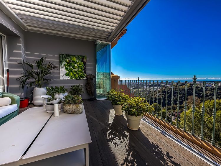 Penthouse | Resale in Benahavís in Benahavís Others, Costa del Sol - Photo 5