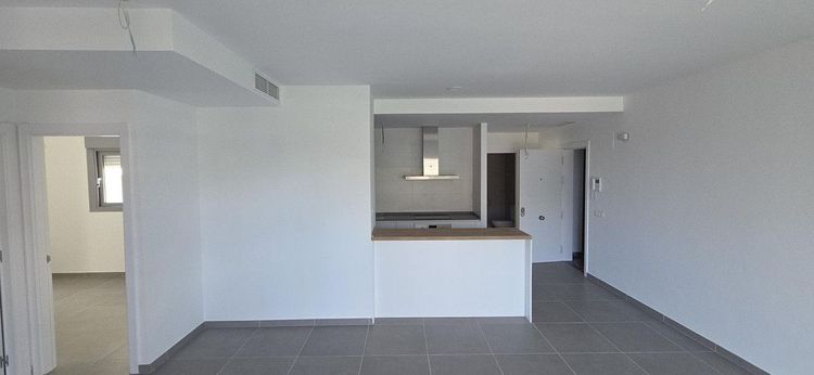 Apartment | Resale in Benalmadena in Benalmadena Others, Costa del Sol - Photo 4