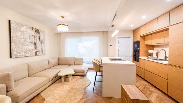 Apartment | Resale in Marbella in Marbella Others, Costa del Sol - Photo 2