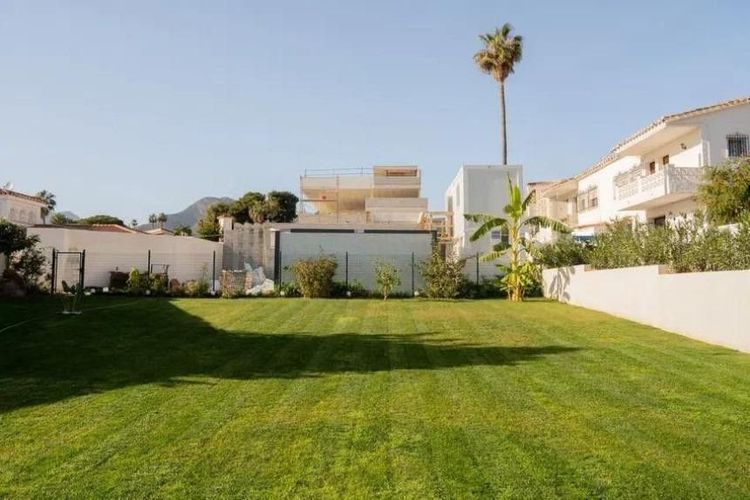 House | Resale in Benalmadena Costa in Benalmadena Costa, Costa del Sol - Photo 4