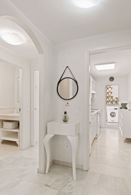 Apartment | Resale in Calahonda in Calahonda, Costa del Sol - Photo 5