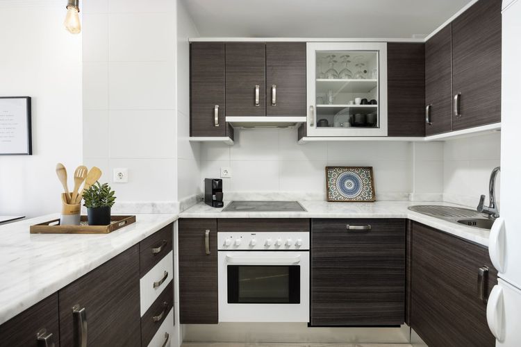 Apartment | Resale in La Duquesa in La Duquesa, Costa del Sol - Photo 4