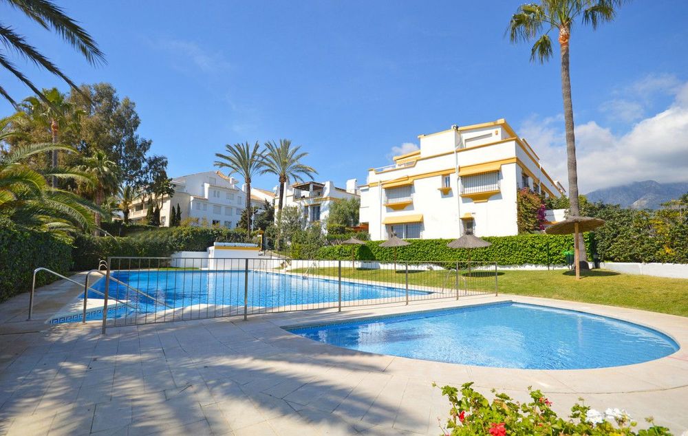 House | Resale in The Golden Mile in The Golden Mile, Costa del Sol - Main property photo