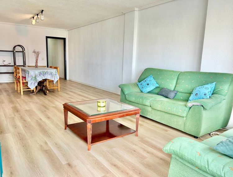 Apartment | Resale in Torrevieja in Torrevieja, Costa Blanca - Photo 4