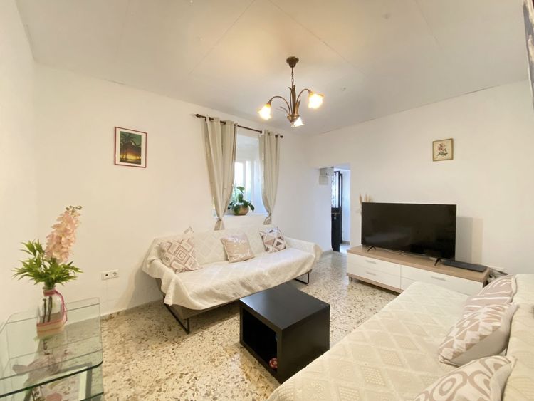 House | Resale in Marbella in Marbella Others, Costa del Sol - Photo 2