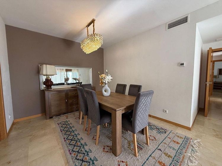 Apartment | Resale in Altos de los Monteros in Altos de los Monteros, Costa del Sol - Photo 4
