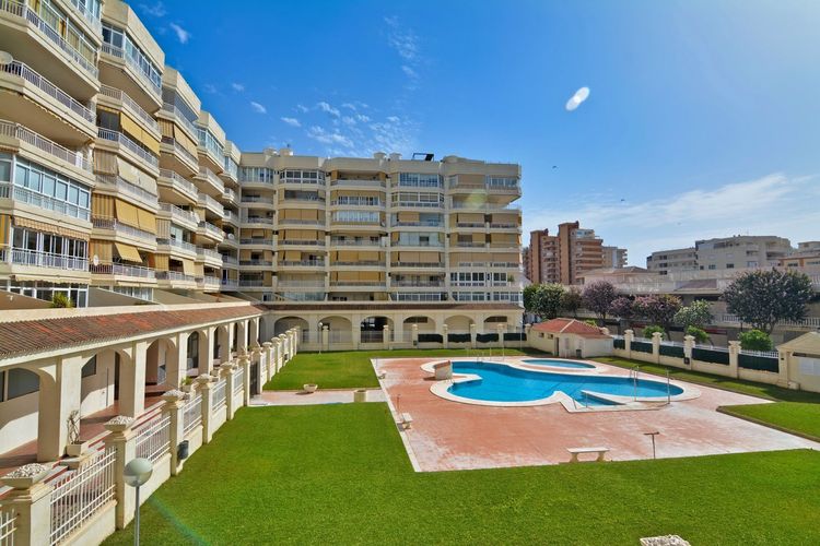 Apartment | Resale in Los Boliches in Los Boliches, Costa del Sol - Photo 4