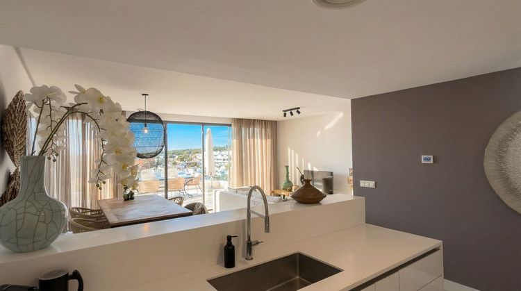 Penthouse | Resale in Cabopino in Cabopino, Costa del Sol - Photo 3