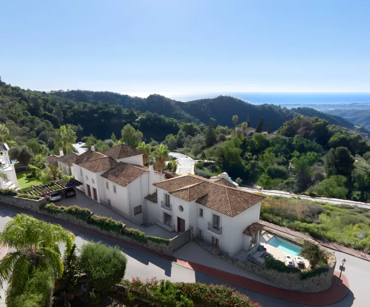 The Views Residences in Istán, Costa del Sol - Photo 2