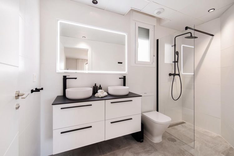 Apartment | Resale in La Campana in La Campana, Costa del Sol - Photo 5