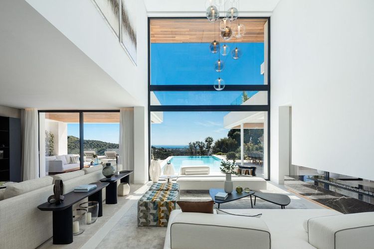 House | Resale in La Quinta in La Quinta, Costa del Sol - Photo 4