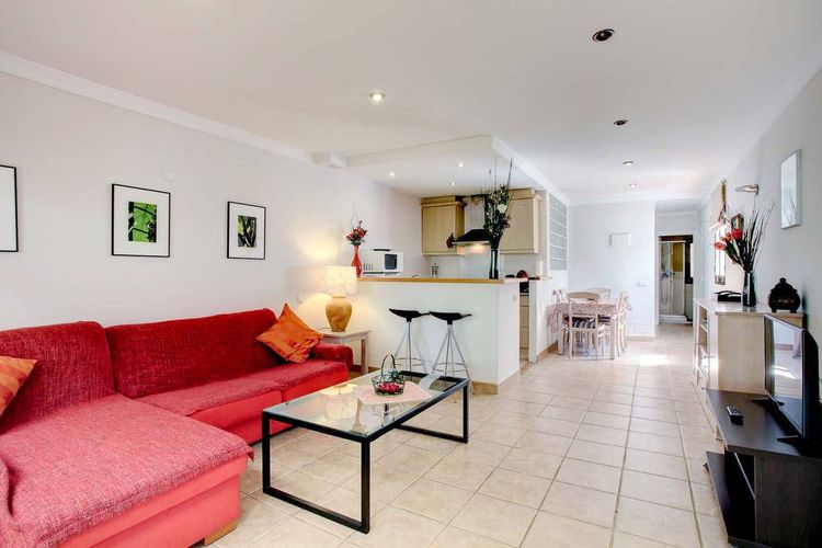 Apartment | Resale in Marbella in Marbella Others, Costa del Sol - Photo 2