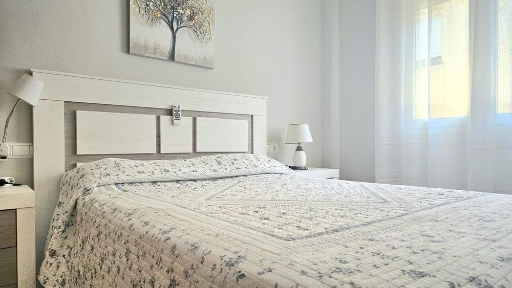 Apartment | Resale in Fuengirola in Fuengirola Others, Costa del Sol - Main property photo