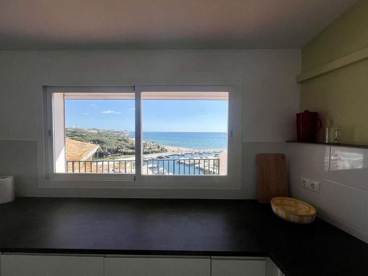 Apartment | Resale in Puerto de Cabopino in Puerto de Cabopino, Artola - Cabopino, Costa del Sol - Photo 4