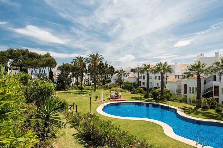 Apartment | Resale in Marbella in Marbella Others, Costa del Sol - Photo 4