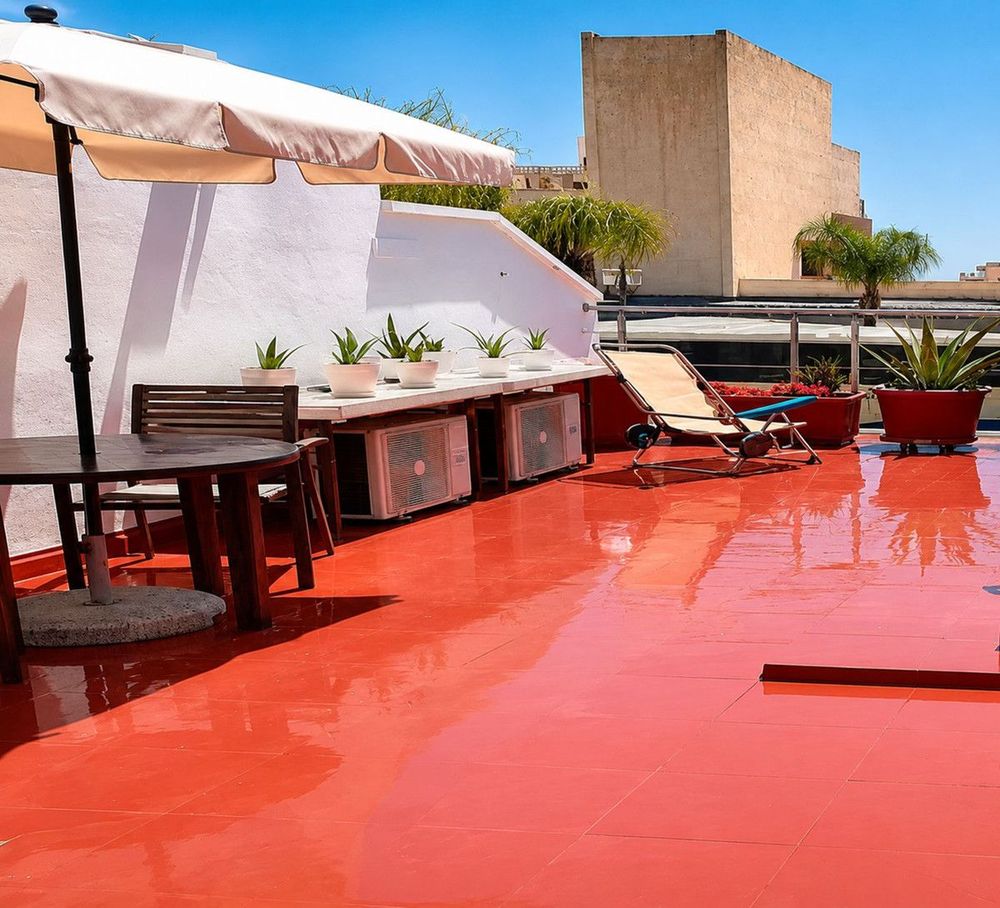 Apartment | Resale in La Carihuela in La Carihuela, Costa del Sol - Main property photo