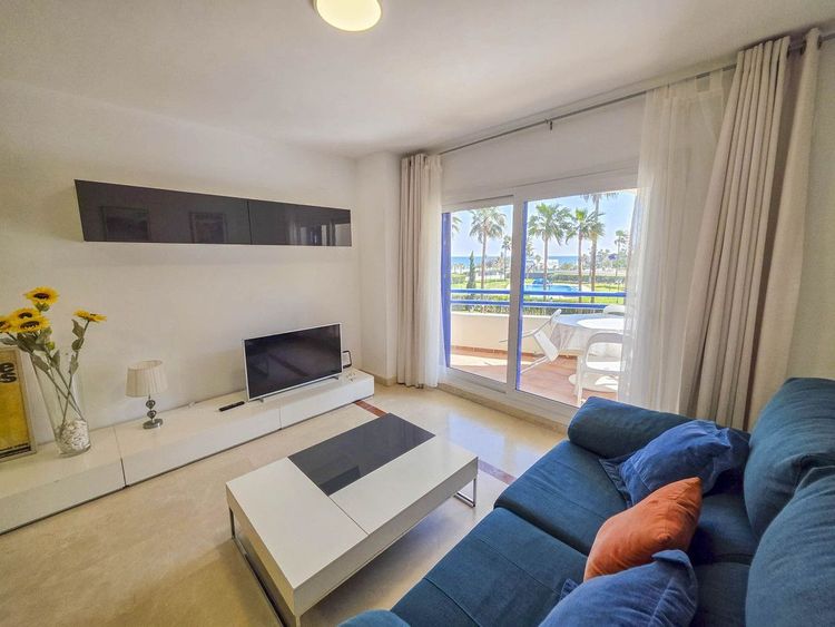Apartment | Resale in San Luis de Sabinillas in San Luis de Sabinillas, Costa del Sol - Photo 4
