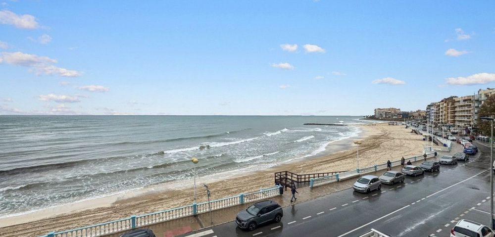 Apartment | Resale in Playa de los Locos in Playa de los Locos, Costa Blanca - Main property photo