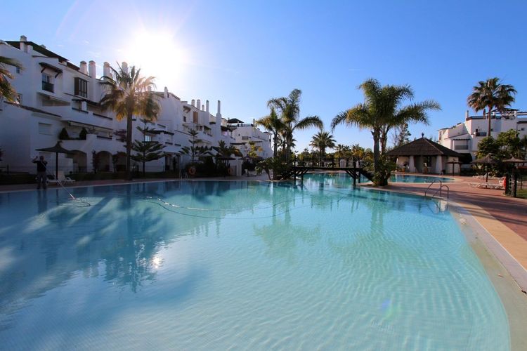 Apartment | Resale in San Pedro de Alcántara in San Pedro de Alcántara Others, Costa del Sol - Photo 3