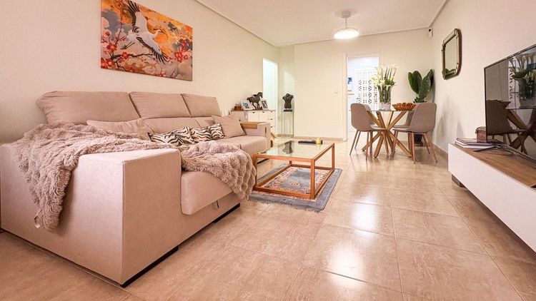 House | Resale in Arenales del Sol in Arenales del Sol, Costa Blanca - Photo 4