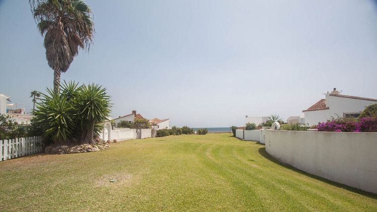 House | Resale in Estepona - Development photo 1