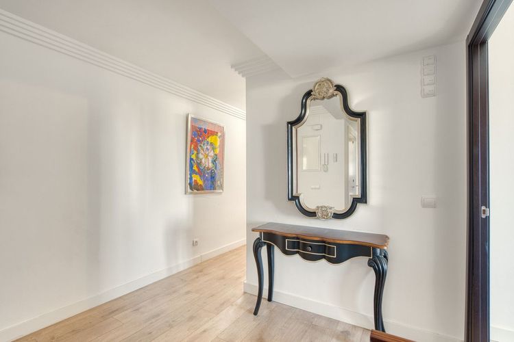 Penthouse | Resale in Estepona in Estepona, Costa del Sol - Photo 4