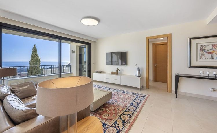 Apartment | Resale in Marbella in Marbella Others, Costa del Sol - Photo 4