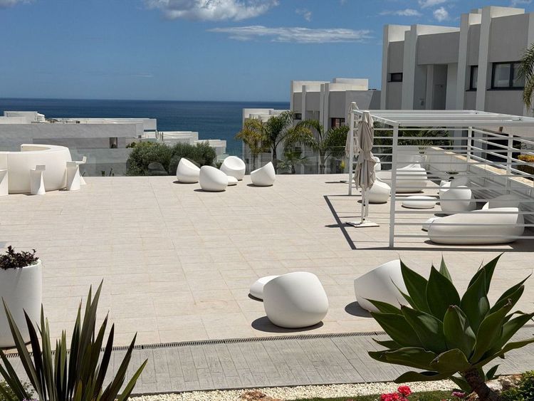 Apartment | Resale in Casares in Casares Others, Costa del Sol - Photo 2